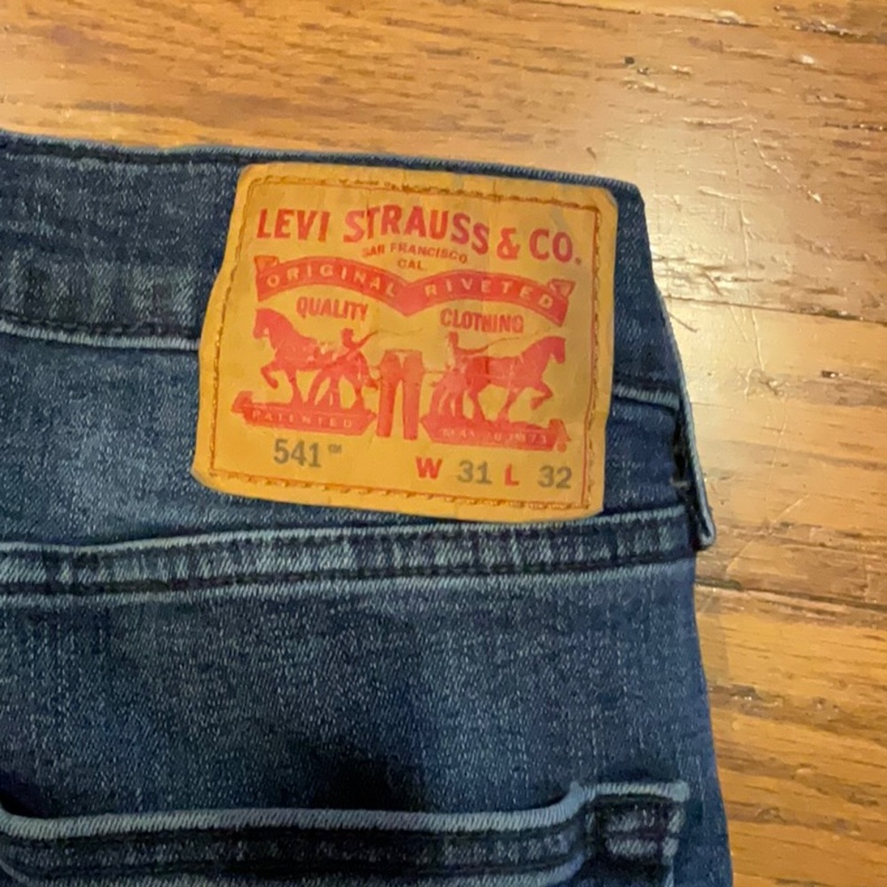 Women’s 541 Levi’s